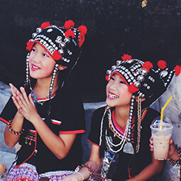 culture folk costume happy girl thailand smile smiling real UGC travel content photography kids